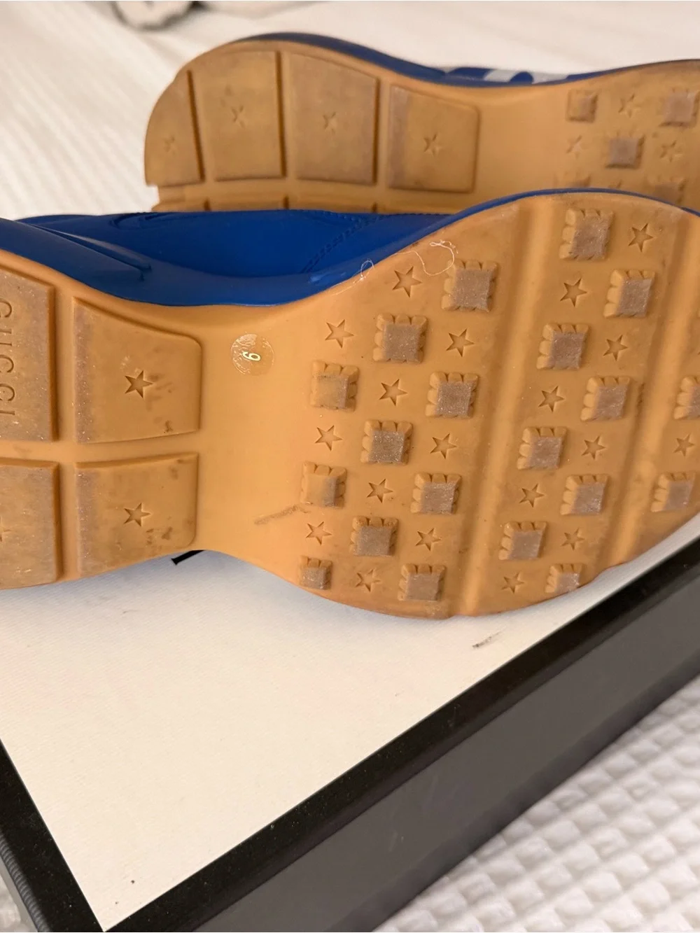 Gucci White Rhyton Logo Sneakers
